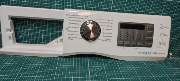 Панель Samsung WF602W2BKWQ