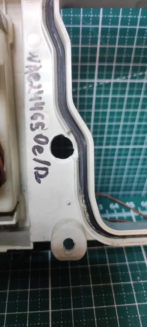 Модуль Bosch WAE 24465OE/12 с дефектом