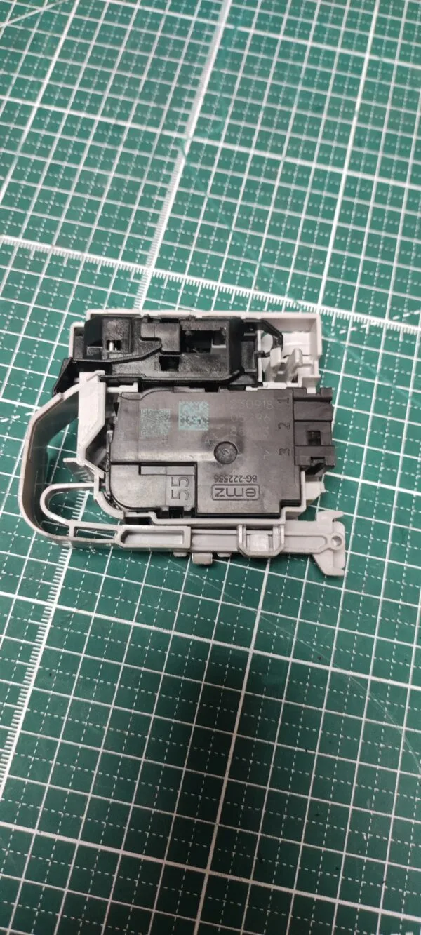 Устройство блокировки люка (Убл) Haier 0024000128r-2