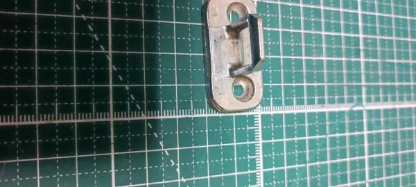 Петля ручки Samsung DC09900 люк капелька