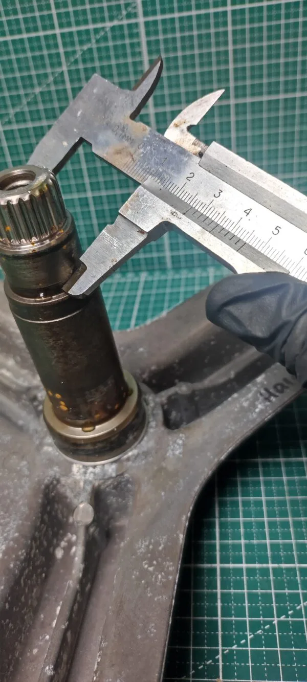 Крестовина Haier 0020102561J 9.5см вал